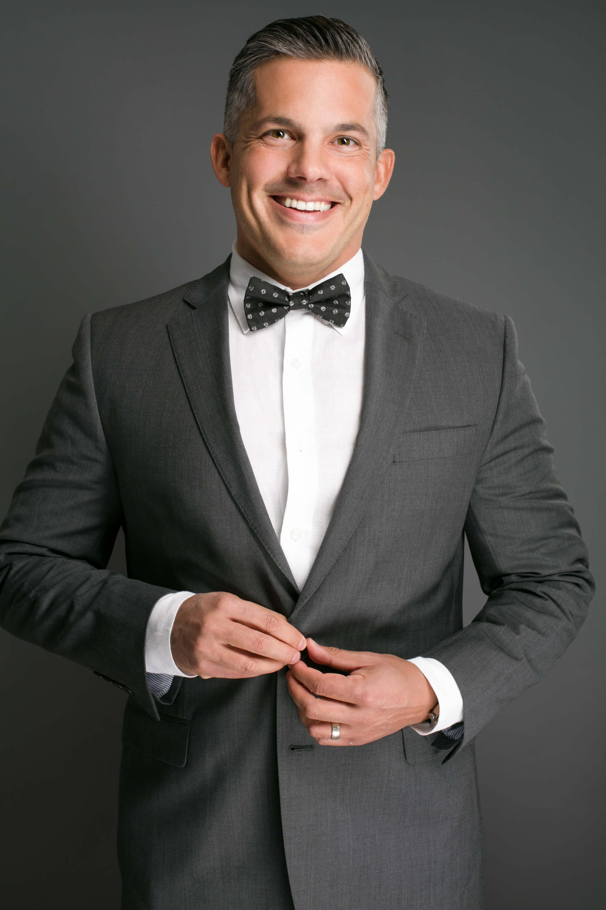 Adam Lawrenson Corporate Headshot on Grey Background by Vancouver Photographer Rob Trendiak