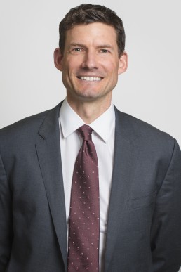 Corporate Headshot on white Background vertical photo by Vancouver Photographer Rob Trendiak