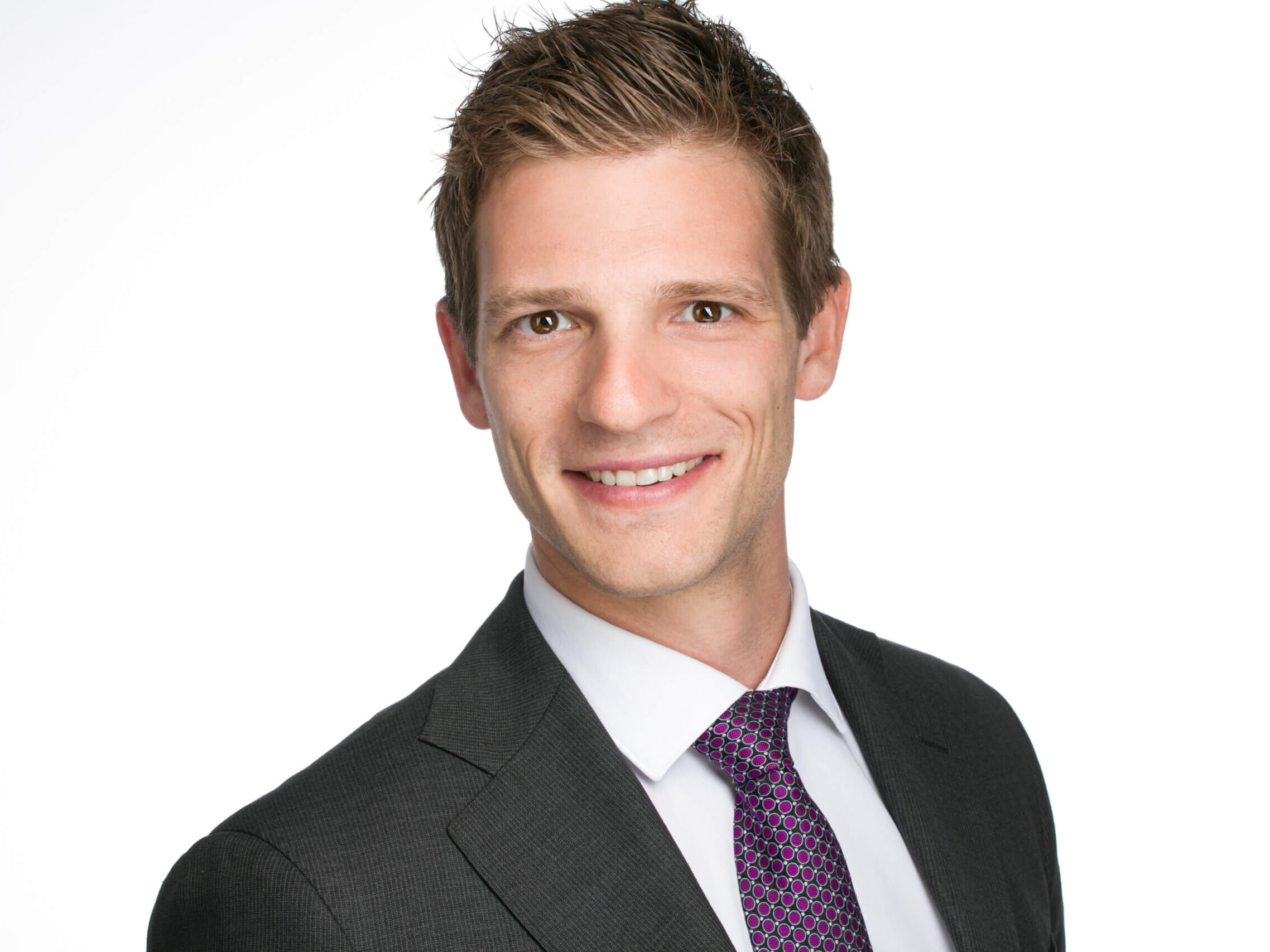 Corporate Headshot With White Background by Vancouver Headshot Photographer Rob Trendiak