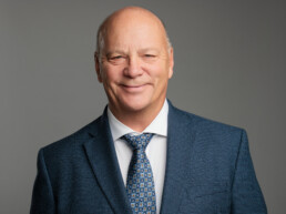 what to wear for your headshots